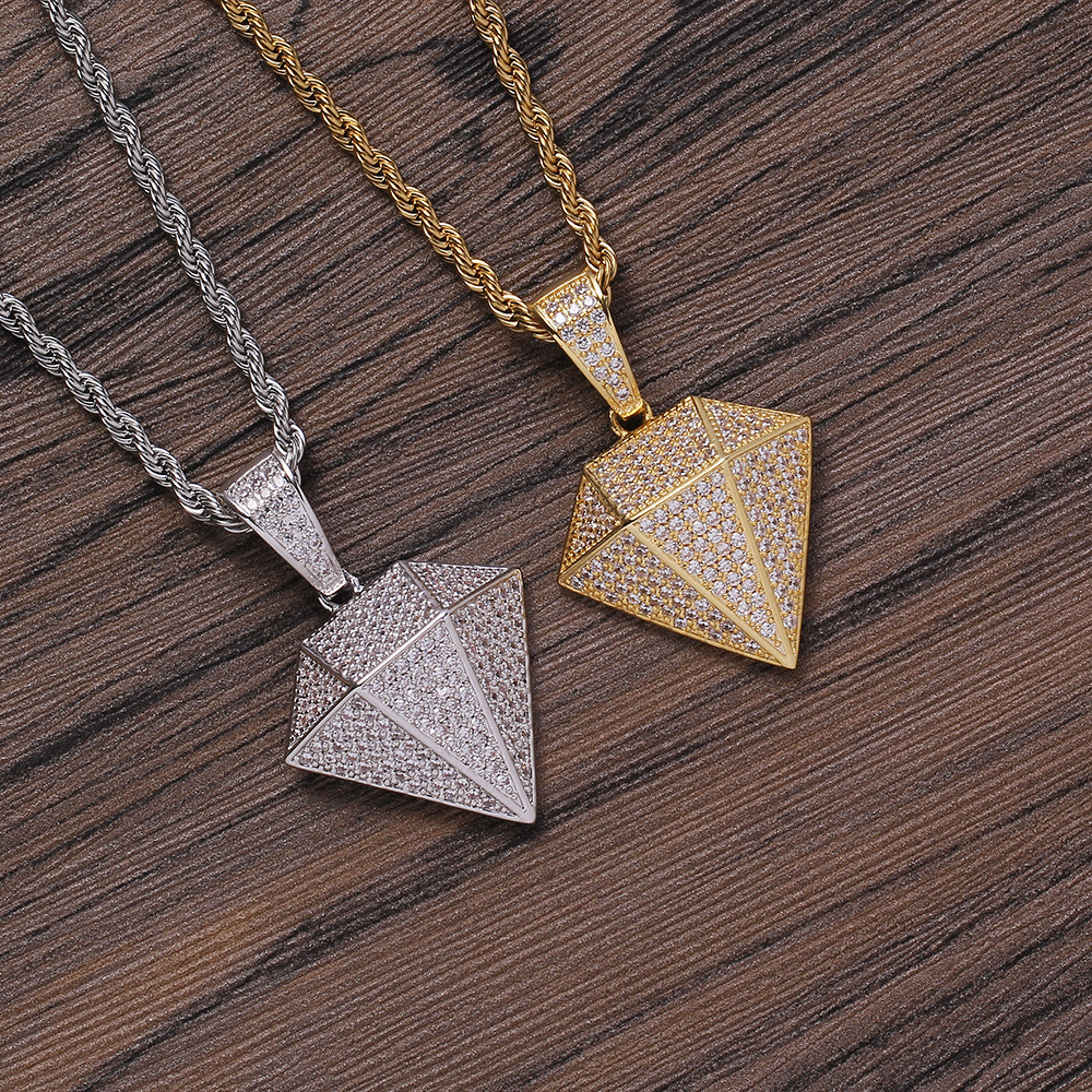O1CN01233B0t1EqA4FNMQtC_!!2215781360402-0-cib Diamond pendant, European and American hip-hop jewelry, rap accessory, personalized men's and women's necklace with moissanite, diamond heart pendant - Image 1