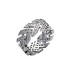 V-letter moissanite ring, European and American hip-hop 925 silver micro inlaid moissanite popular diamond thorn ring for men and women
