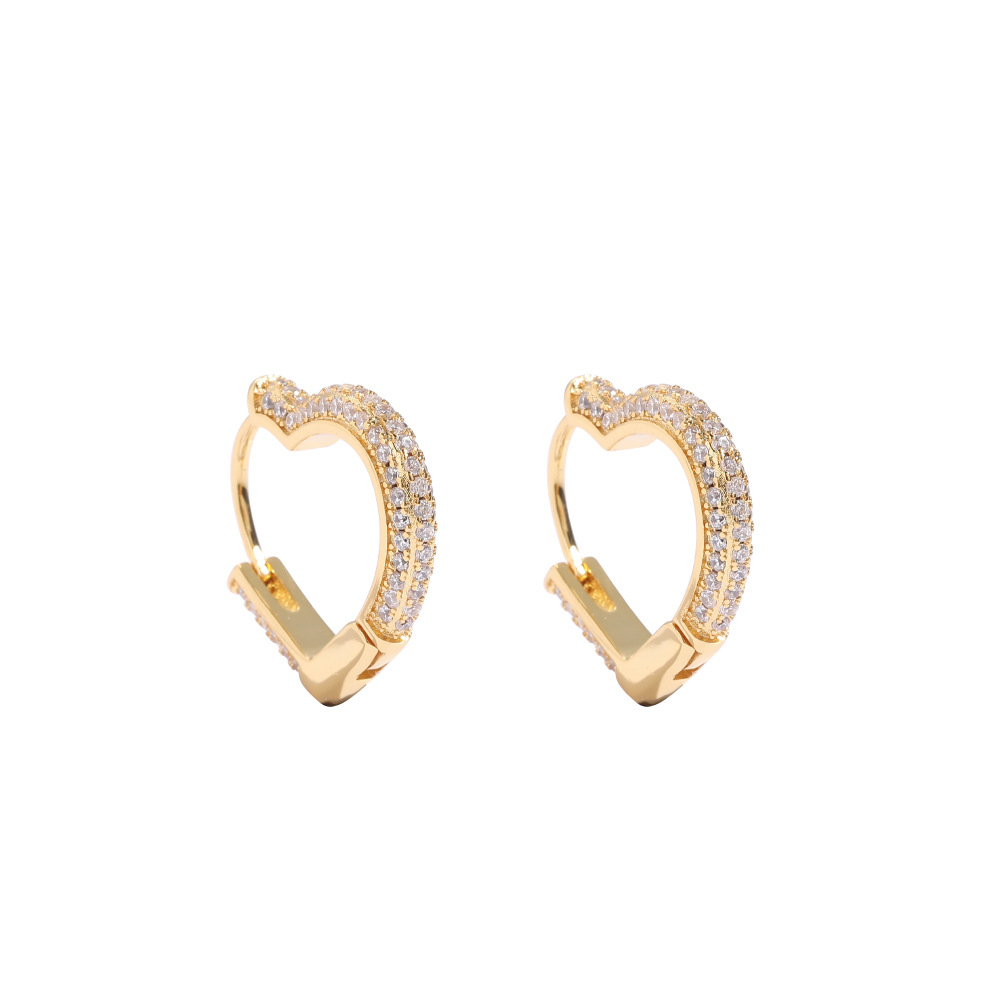 O1CN01VVZyc91EqA5wMGToF_!!2215781360402-0-cib 925 silver heart-shaped hoop earrings, hip-hop style with micro-set moissanite earrings, shiny new earrings for men and women. - Image 1